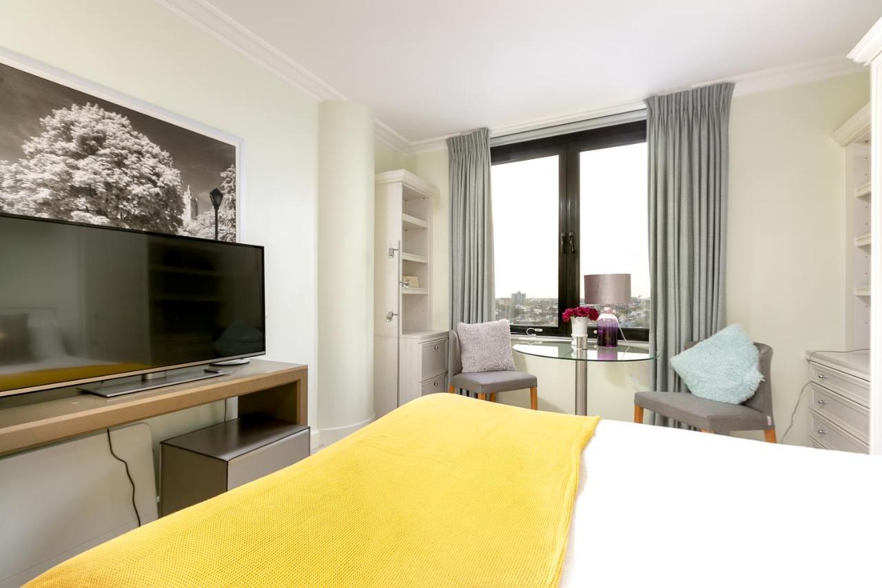 Point West Apartments Λονδίνο Εξωτερικό φωτογραφία
