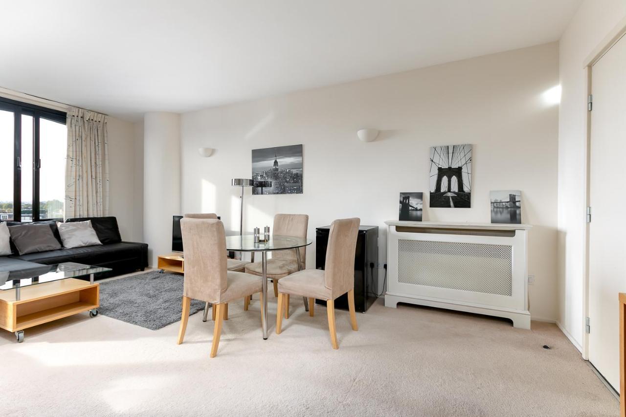 Point West Apartments Λονδίνο Εξωτερικό φωτογραφία